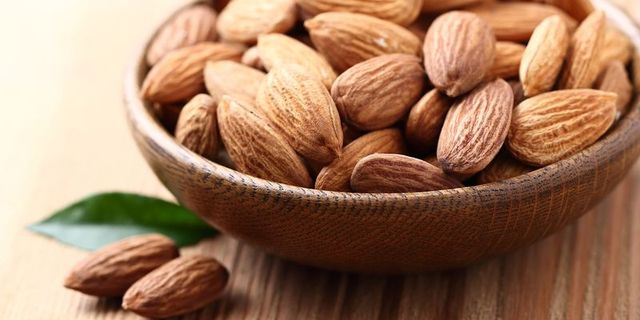 Мигдаль: корисні властивості - фото 269186