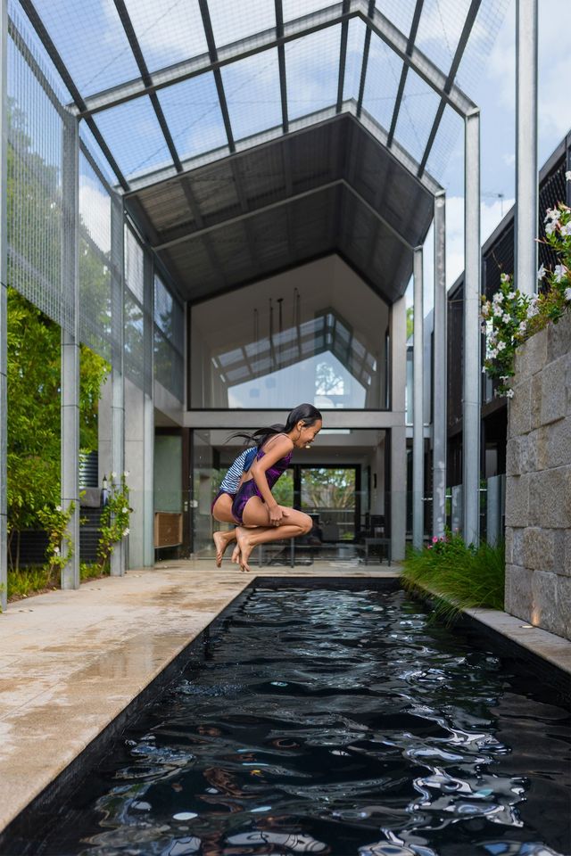 В Астралії звели дім зі струмком - фото 269366