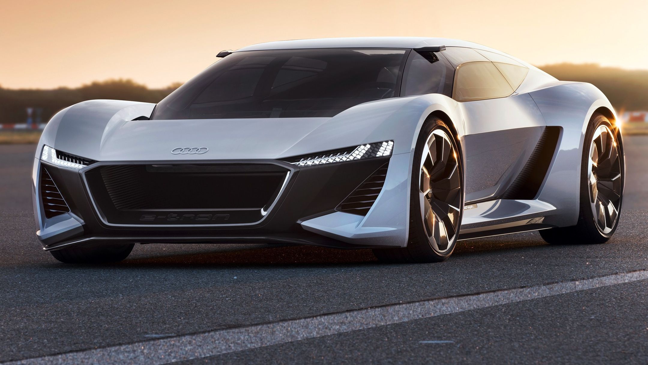 Audi PB18 e-tron - фото 1