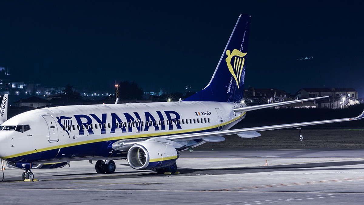 У Ryanair змінили правила перевезення багажу - фото 1