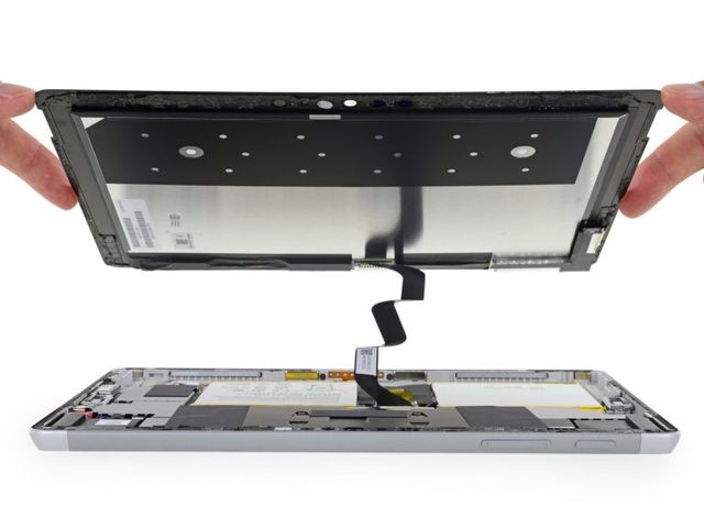 Тому це потрібно робити вкрай акуратно - фото 268276