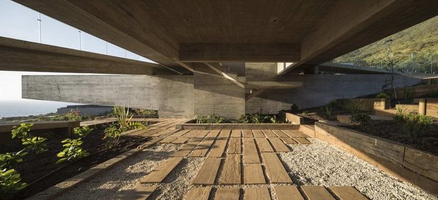 Бетонний дім у Чилі на березі океану - фото 267736