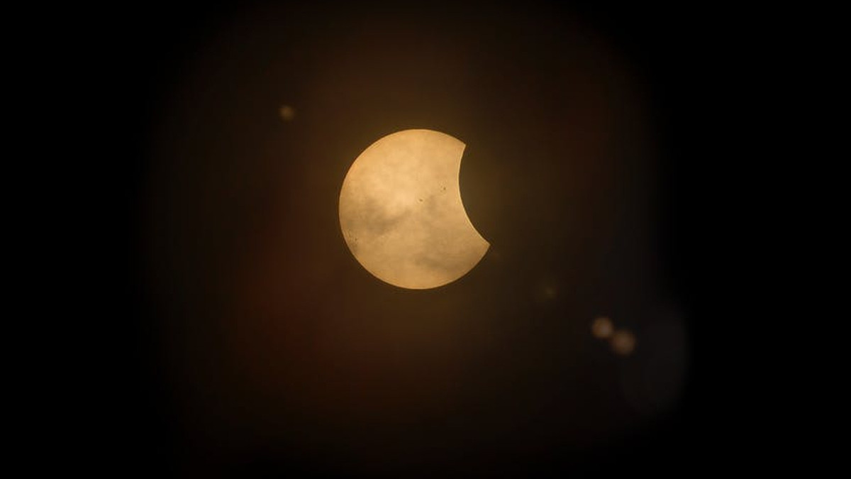 11 серпня пройде часткове сонячне затемнення - фото 1