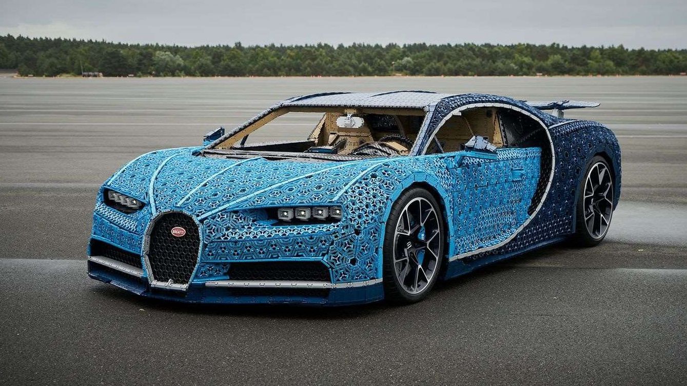 Lego побудувала повнорозмірну копію Bugatti Chiron: відео