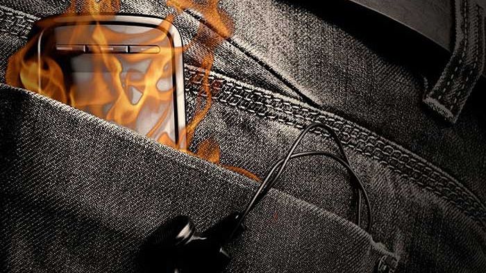 Найкраще в спеку смартфон відчуває себе без чохла - фото 1