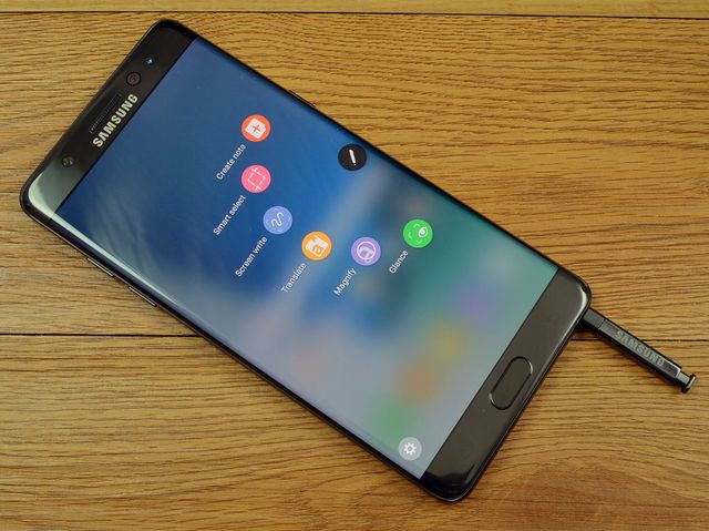 Samsung Galaxy Note7 – вибуховий смартфон - фото 267425