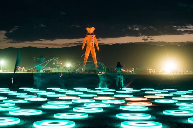 Фото з книги Dust to Dawn - фото 272572