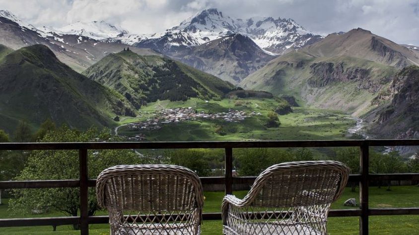 У Грузії в серпні випав сніг: фотофакт