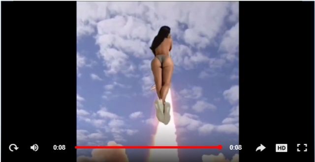 Нове голе фото Кардашян знову стало мемом- фото 270216