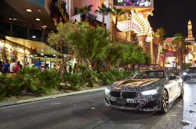 З'явилися перші офіційні знімки кабріолета BMW 8 серії - фото 272990