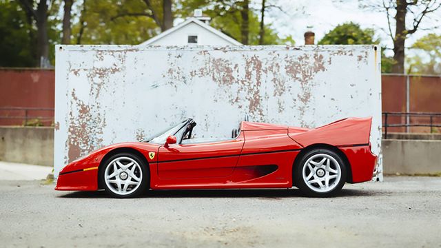Перший екземпляр Ferrari F50 виставили на продаж - фото 267597