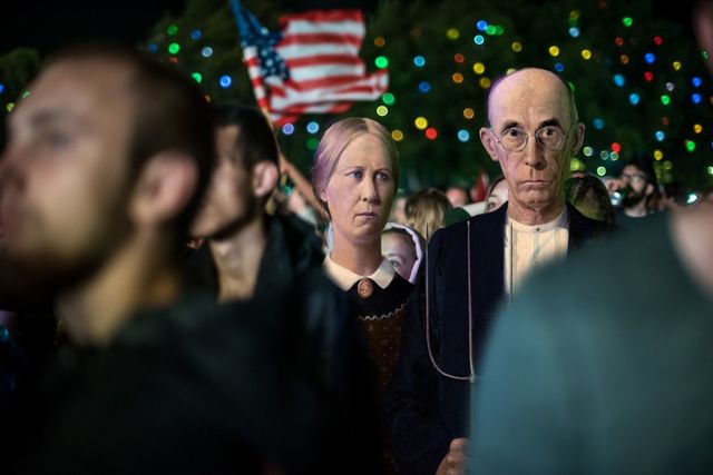 Персонажі знаменитих картин на сучасному фестивалі - фото 271625