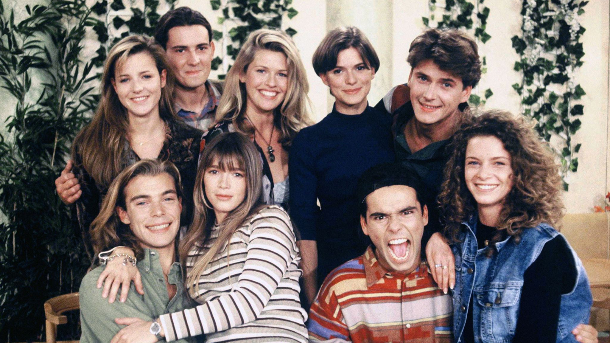 Як змінилися актори серіалу Елен і друзі: фото тоді і зараз