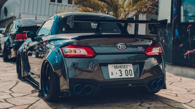 Nissan GT-R у вражаючій модифікації - фото 270501