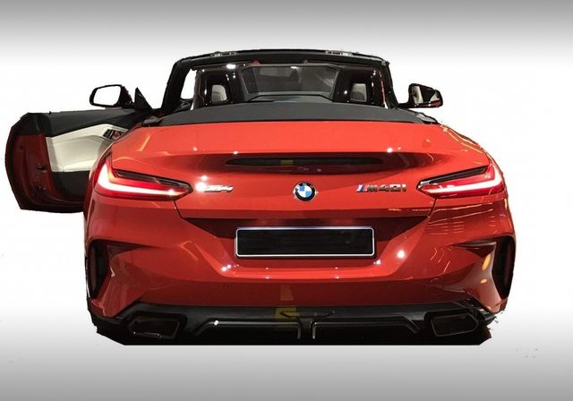 Опубліковані фотографії нового родстера BMW Z4 - фото 270017