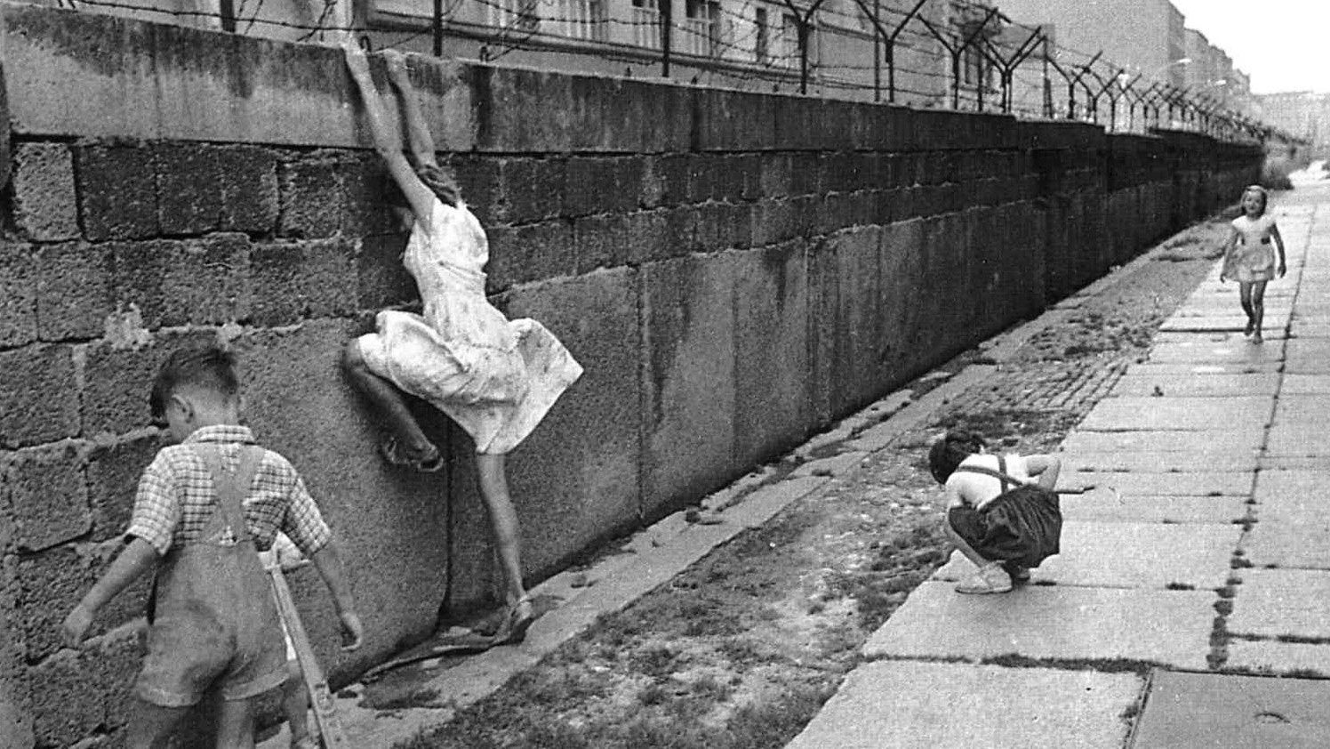 У Німеччині відновлять Берлінську стіну