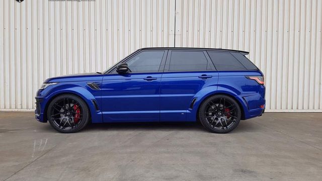 В ательє готові повністю переробити салон Range Rover Sport SVR - фото 270255