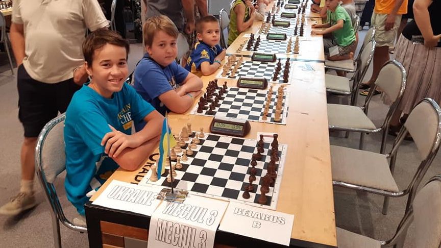 Юні українські шахісти - фото 1