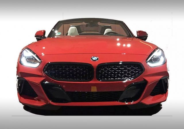 Опубліковані фотографії нового родстера BMW Z4 - фото 270019