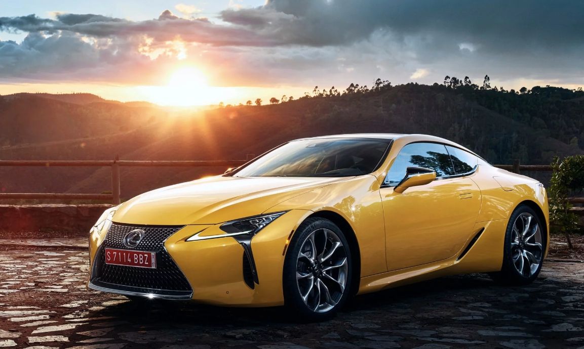 Lexus випустив особливу версію купе LC 500