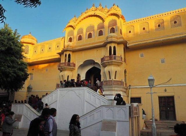 Дивовижний палац, в якому майже 1000 вікон- фото 269527