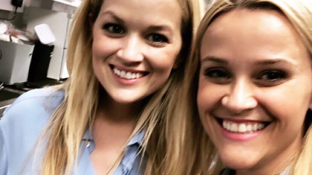 Різ Візерспун показала фанатам свого дублера - фото 1