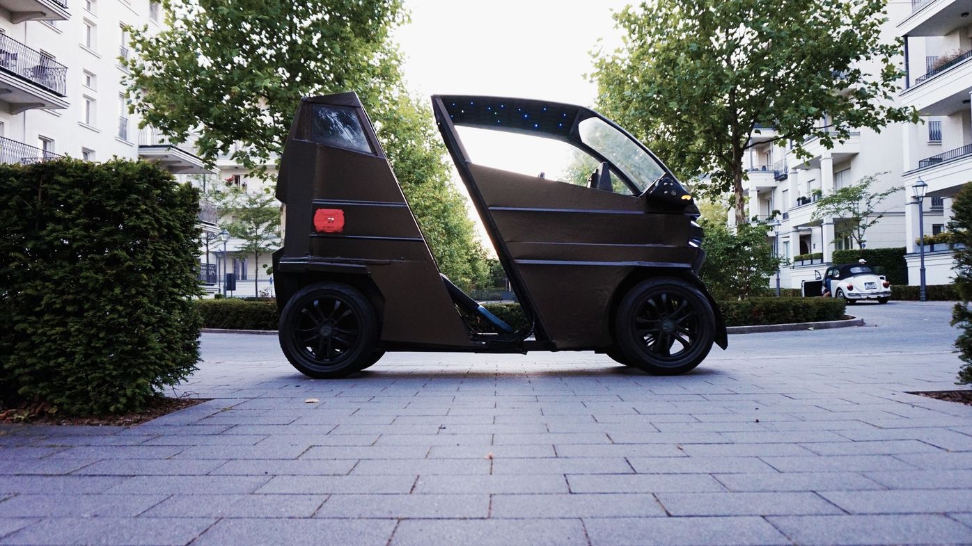 У Німеччині показали бюджетний розсувний електромобіль від iEV