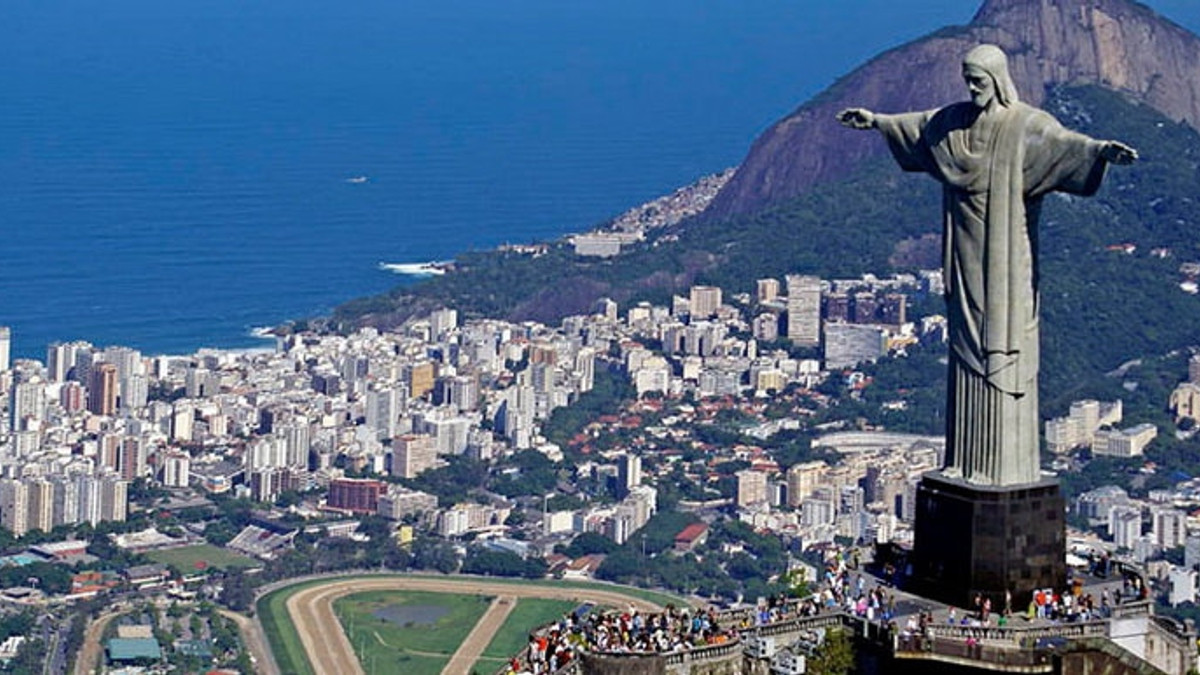 Статуя Христа Спасителя у Ріо-де-Жанейро - фото 1