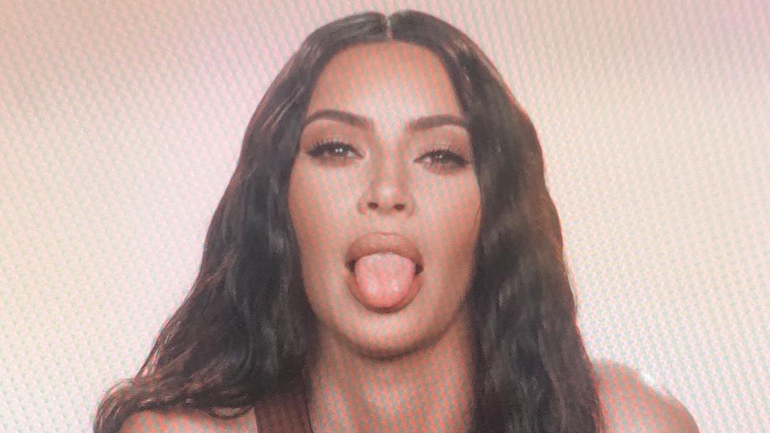 Фанати почали жартувати з Кім - фото 1