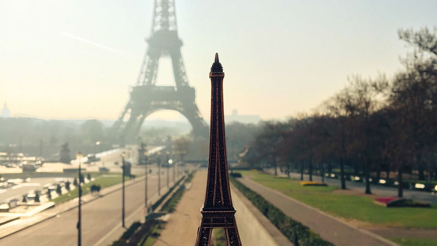Зараз ситуація з Ейфелевою вежею стабілізувалася - фото 1