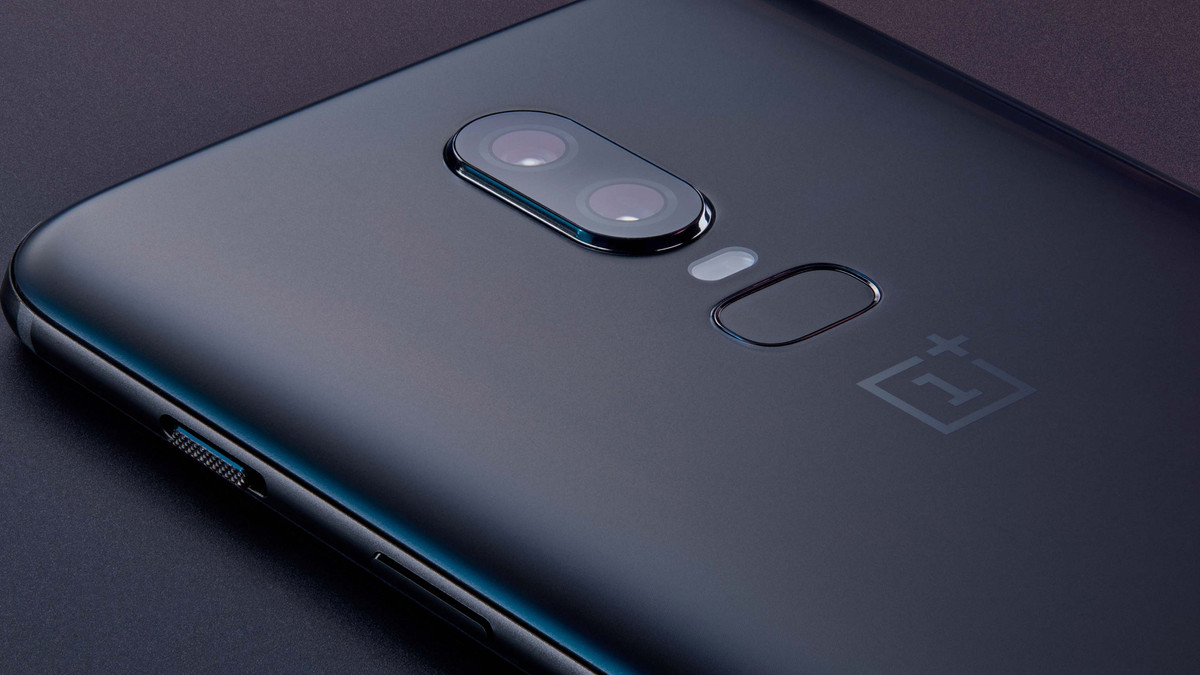 OnePlus 6T буде нагадувати OPPO R17 - фото 1