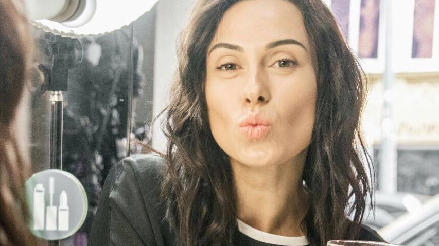 Екс-Nikita показала пікантний танець в прозорому боді