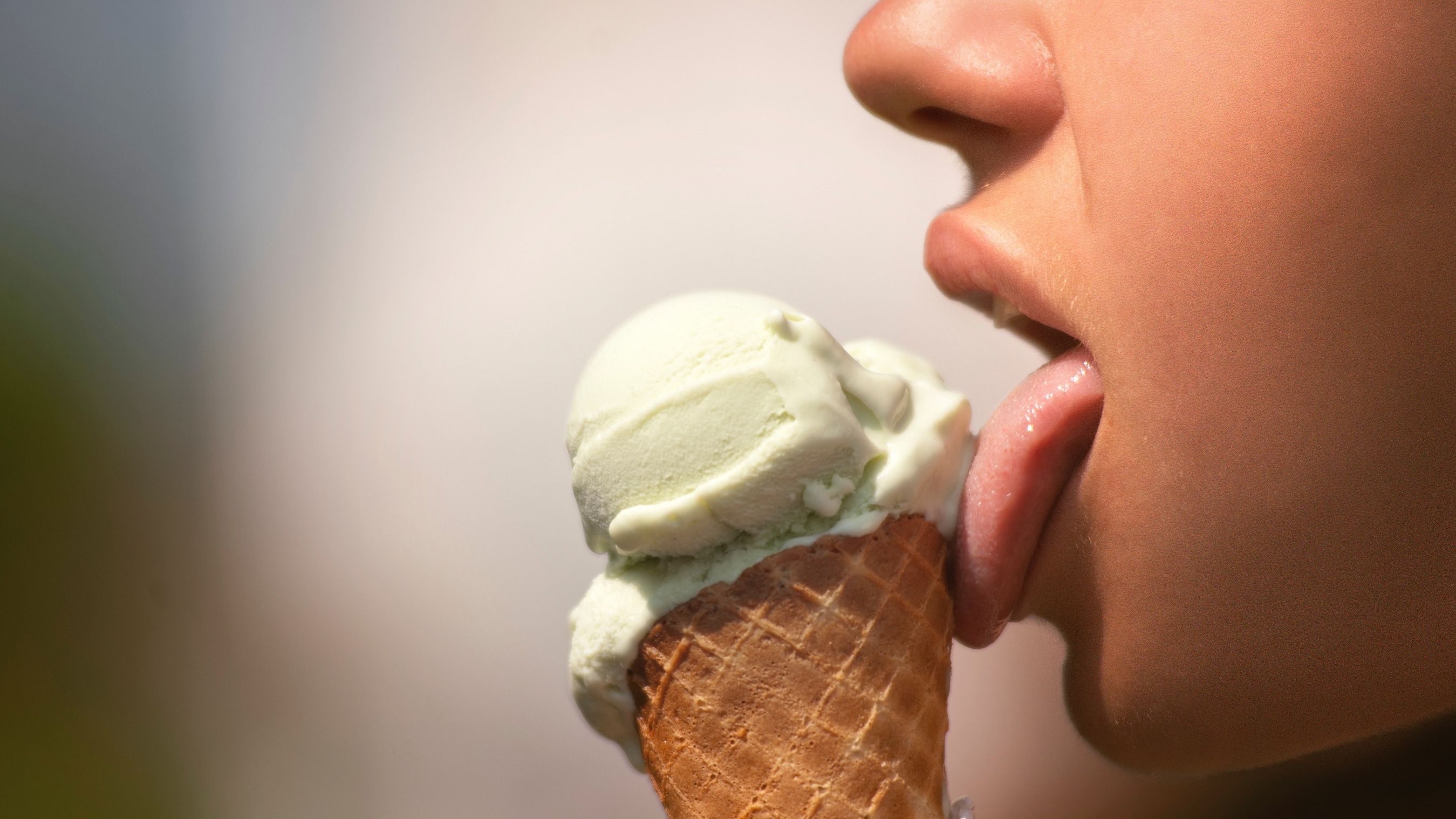 Популярний порноресурс планує платити своїм відвідувачам за перегляд відео