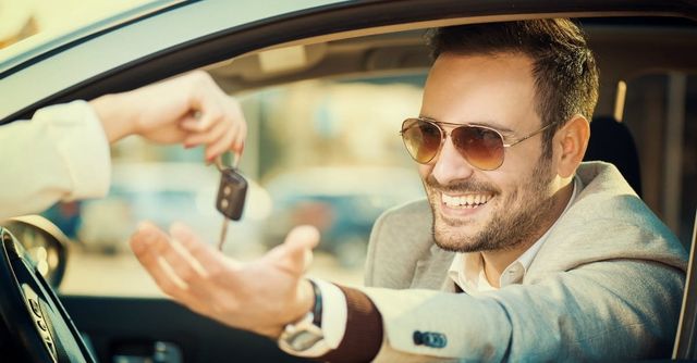 Дорогі речі відштовхуть нових друзів - фото 272037