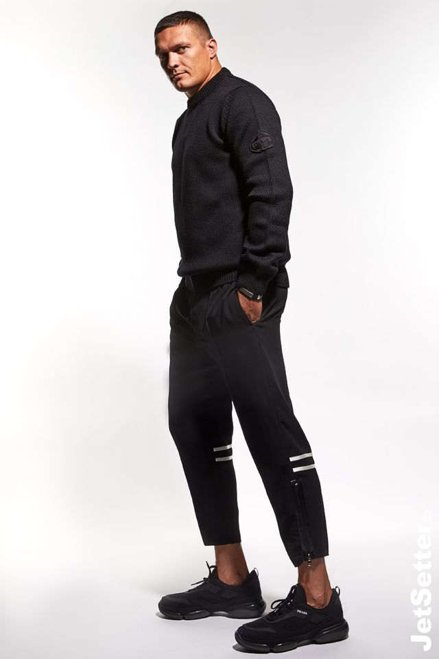 Олександр Усик у брутальній фотосесії - фото 272094