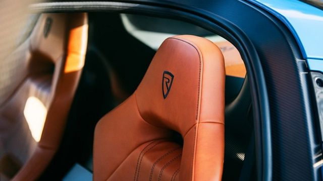 Rimac показала особливу версію електричного гіперкара C_Two - фото 271271