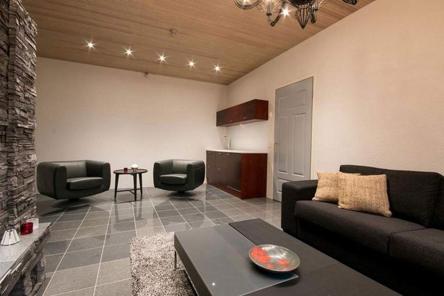 Цей дерев'яний будинок коштує майже 5 мільйонів- фото 275202