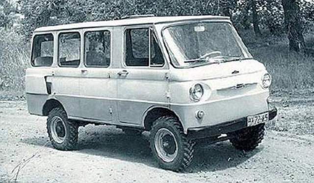 Цей цікавий автомобіль став одним з перших мінівенів у світі- фото 274966