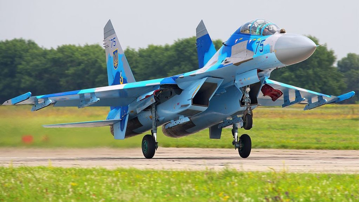 Пілотує Су-27 Олександр Оксанченко - фото 1
