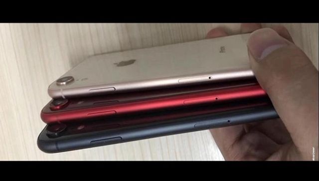 У мережі з'явилися живі знімки iPhone XS - фото 274536