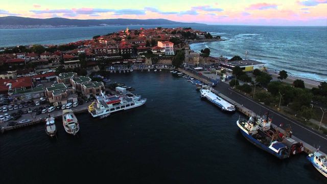 Тут приємно відпочити після прогулянок - фото 275160