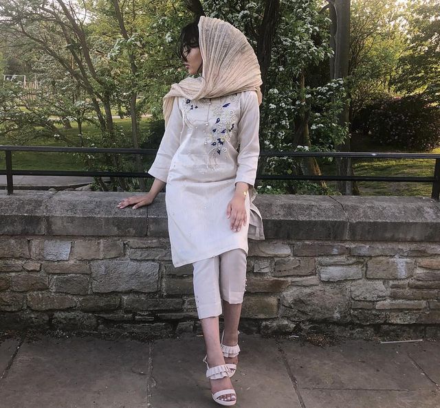 За титул Міс Англія вперше побореться дівчина в хіджабі - фото 274434