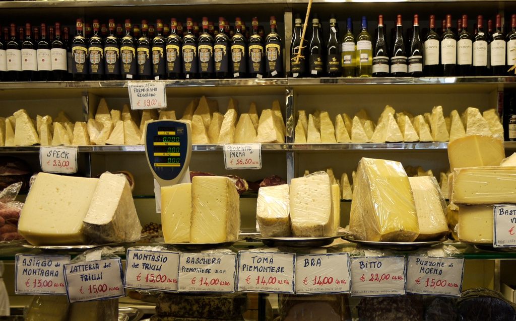 В Італії хочуть заборонити торгівлю в неділю