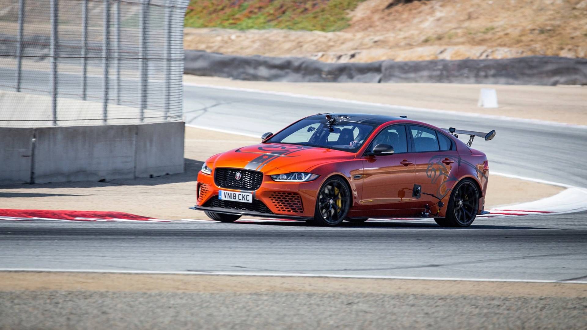 Jaguar став рекордсменом Laguna Seca