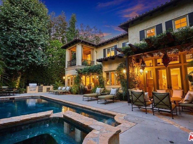 У Беверлі-Хіллз продають особняк, який належав Брітні Спірс