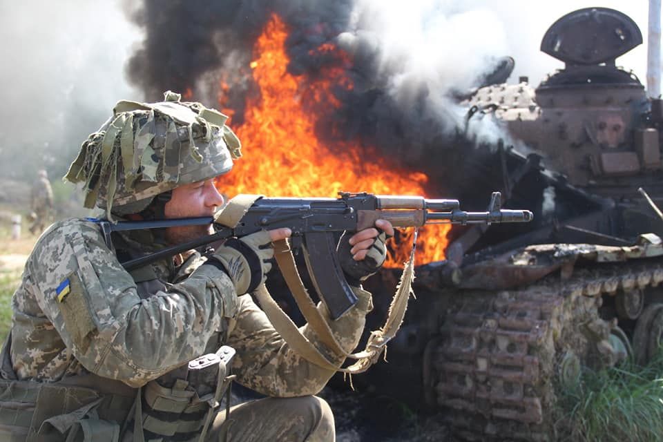 Крізь вогонь та перешкоди: як виглядають навчання українських резервістів