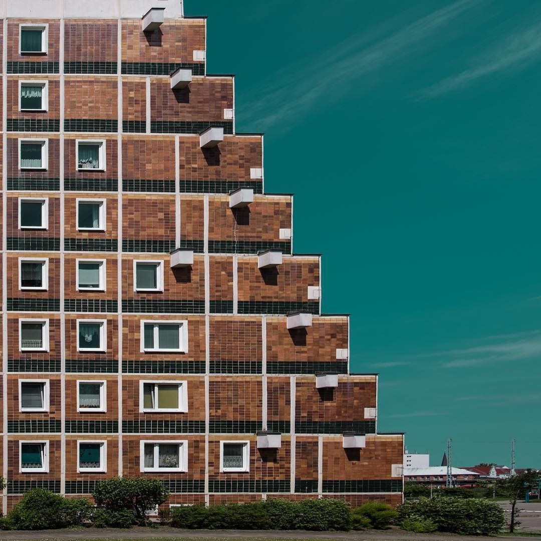 Мінімалізм міської архітектури: ефектні фото