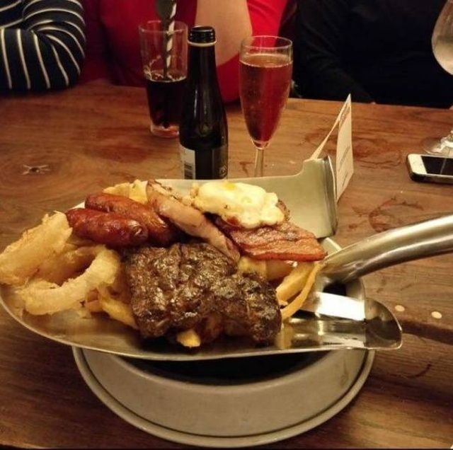 Подача страв у закладах, яка вас здивує - фото 278456