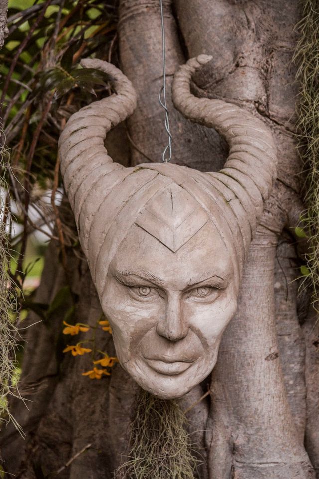 У Таїланді добудовують найкрасивіший храм у світі - фото 275076