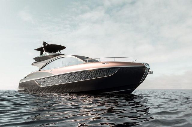 Четвертим флагманом Lexus стала яхта класу люкс - фото 274849